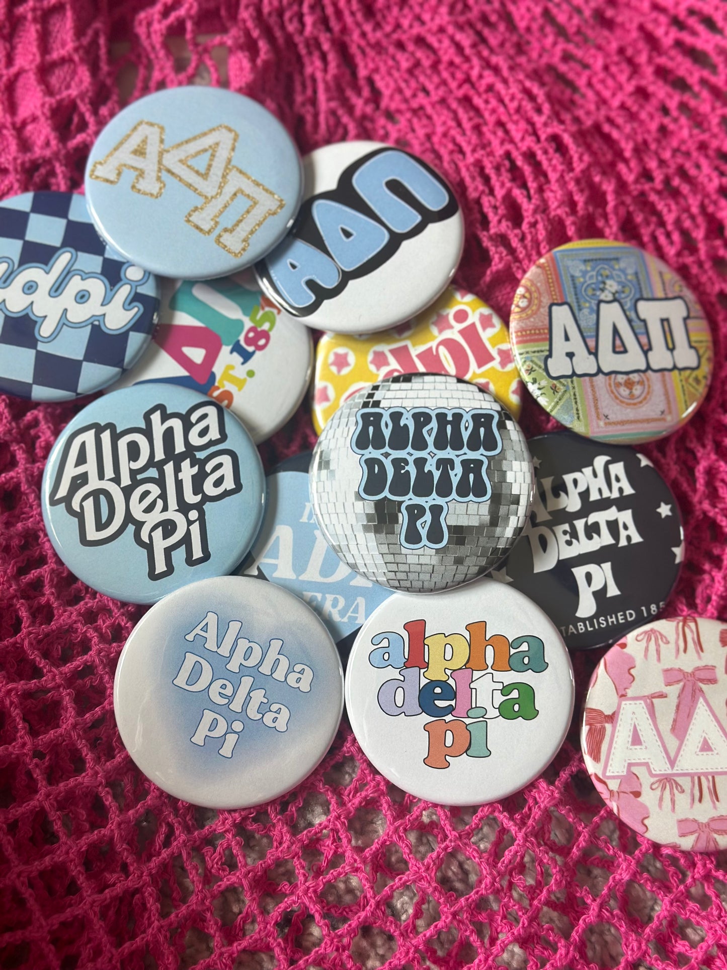 ADPi Gameday Buttons