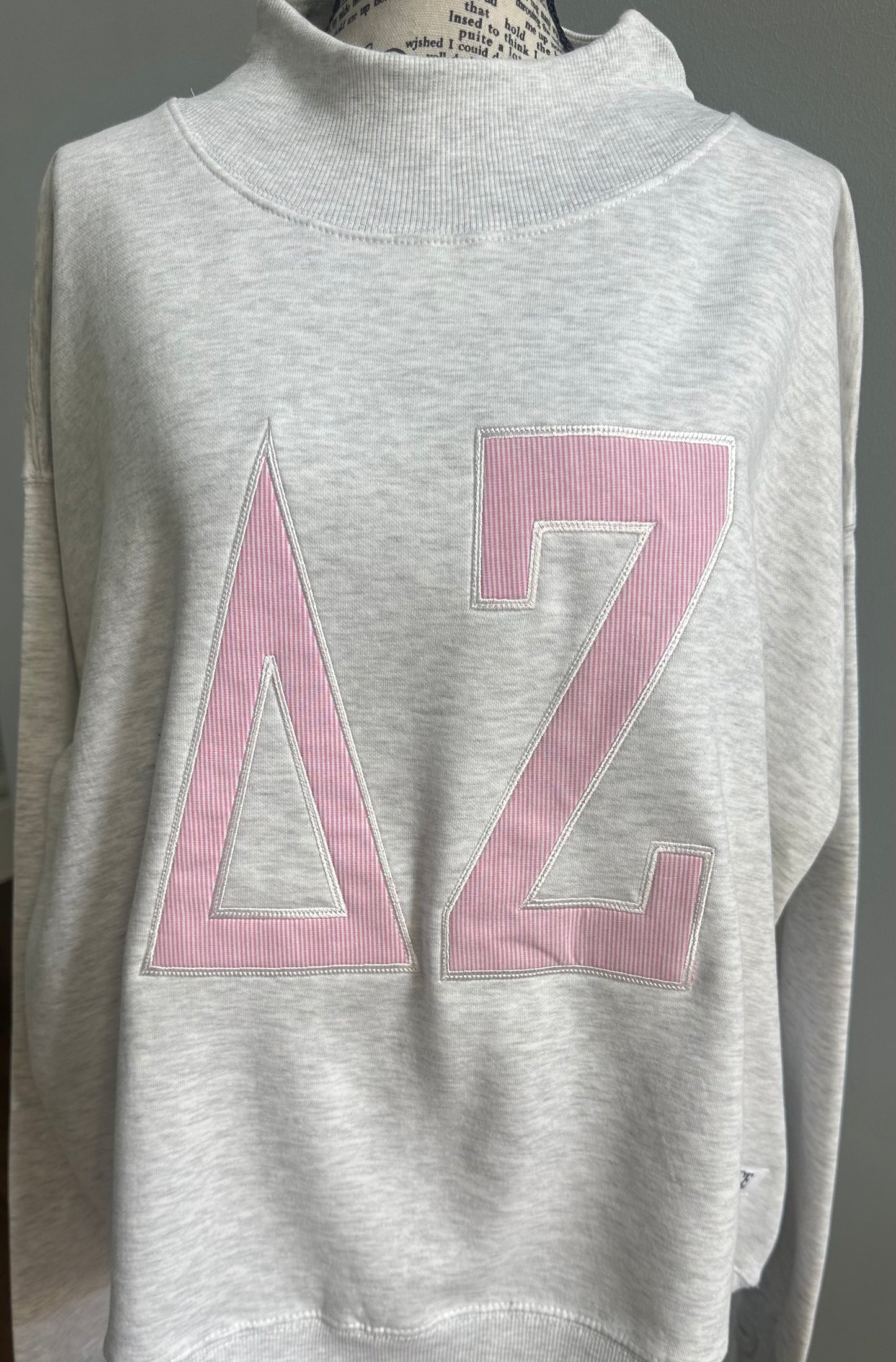 DZ Mega Letter Mock Neck - Ash Gray
